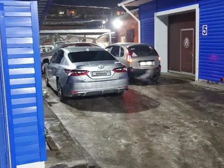 Toyota Camry 2021 года за 12 000 000 тг. в Костанай – фото 10