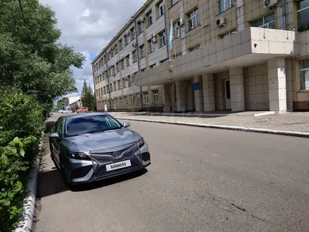 Toyota Camry 2021 года за 12 000 000 тг. в Астана – фото 4