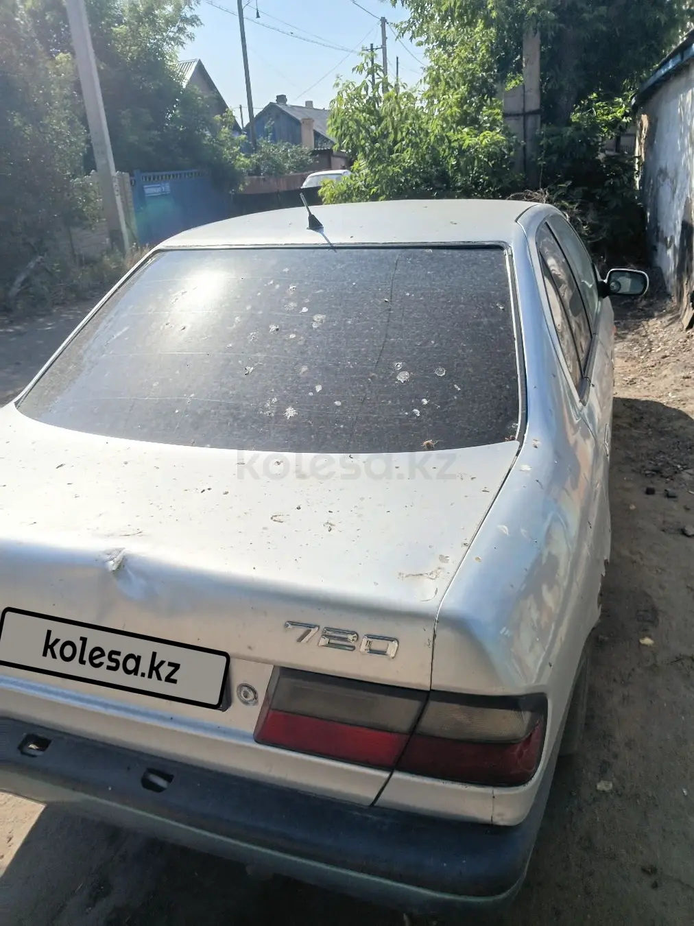 Nissan Primera, 1995