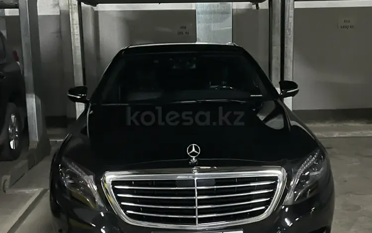 Mercedes-Benz S 400 2016 годаfor20 000 000 тг. в Астана