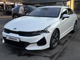 Kia K5 2022 года за 11 000 000 тг. в Алматы – фото 2