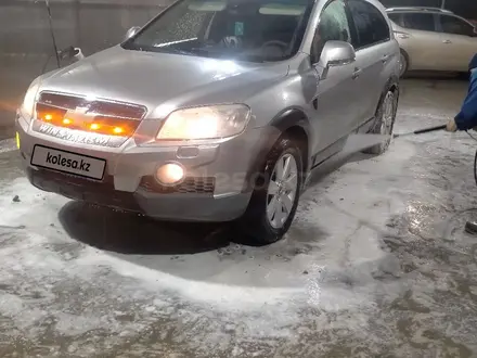 Chevrolet Captiva 2008 года за 4 444 444 тг. в Атырау – фото 2