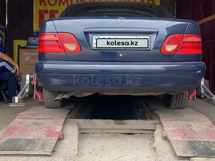 Mercedes-Benz E 280 1997 года за 3 100 000 тг. в Алматы – фото 10