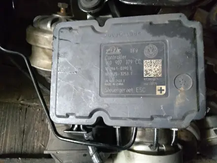 Блок ABS Audi VW SsangYong за 50 000 тг. в Алматы – фото 4