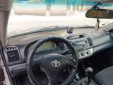 Toyota Camry 2004 годаfor4 900 000 тг. в Караганда – фото 2