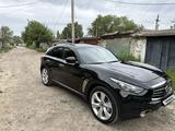 Infiniti QX70 2014 года за 13 800 000 тг. в Аксай