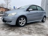 Mercedes-Benz B 200 2005 годаfor3 150 000 тг. в Караганда