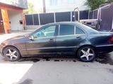 Mercedes-Benz C 200 2000 года за 2 000 000 тг. в Шамалган