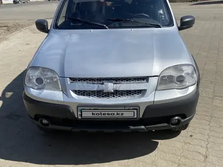 Chevrolet Niva 2013 года за 3 100 000 тг. в Уральск – фото 3