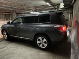 Toyota Highlander 2011 года за 12 500 000 тг. в Алматы – фото 2