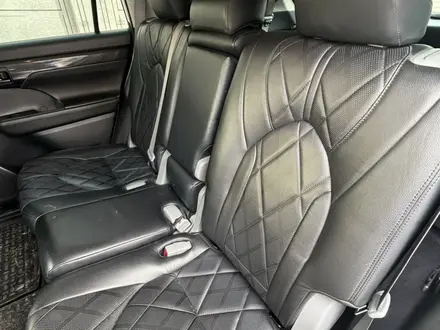 Toyota Highlander 2022 года за 25 000 000 тг. в Шымкент – фото 10
