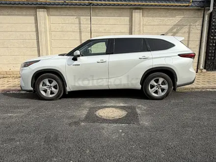 Toyota Highlander 2022 года за 25 000 000 тг. в Шымкент – фото 3