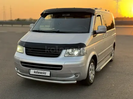 Volkswagen Multivan 2003 года за 8 000 000 тг. в Алматы