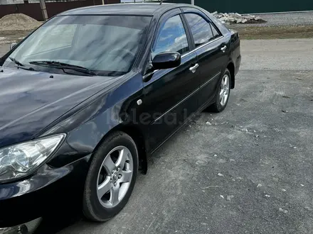 Toyota Camry 2005 года за 5 700 000 тг. в Актобе – фото 3