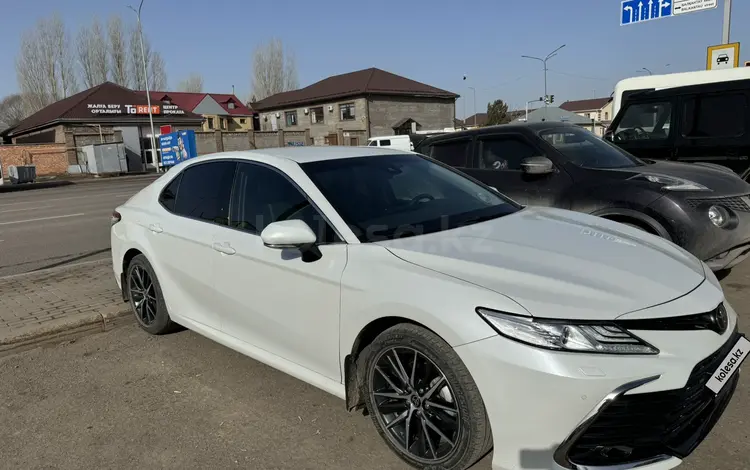 Toyota Camry 2021 годаүшін18 999 000 тг. в Астана
