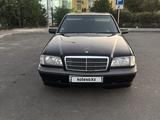 Mercedes-Benz C 180 2000 года за 2 600 000 тг. в Актау – фото 2