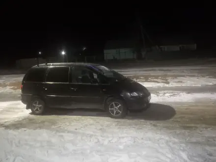 Volkswagen Sharan 1997 года за 1 000 000 тг. в Уральск