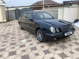 Mercedes-Benz E 280 2000 года за 5 200 000 тг. в Тараз – фото 2