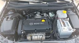 Opel Astra 2011 годаүшін3 500 000 тг. в Караганда – фото 2