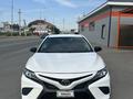 Toyota Camry 2019 годаfor8 600 000 тг. в Атырау – фото 2