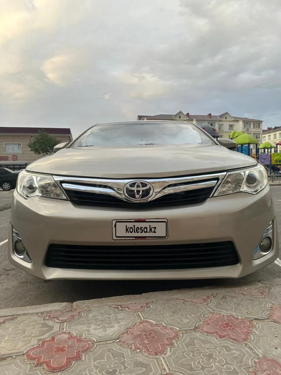 Toyota Camry 2014 г.