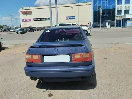 Volkswagen Vento 1993 года за 1 200 000 тг. в Караганда – фото 3