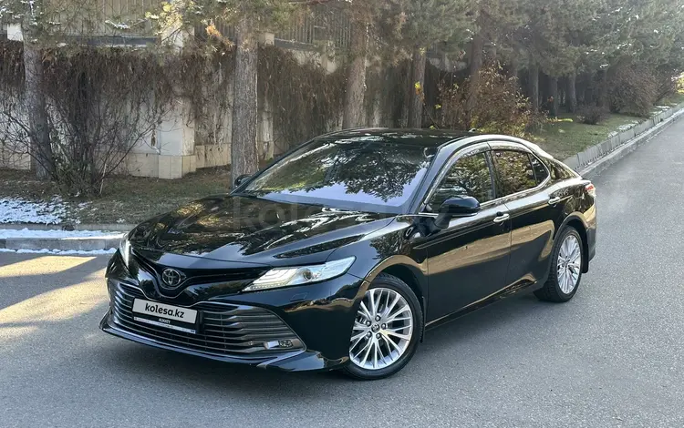 Toyota Camry 2021 годаүшін15 800 000 тг. в Алматы