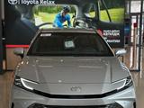 Toyota Camry Luxe 2026 года за 22 190 000 тг. в Алматы – фото 2