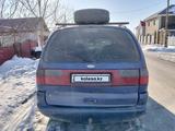 Ford Galaxy 1998 года за 1 500 000 тг. в Аксай – фото 2