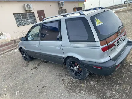 Mitsubishi Space Wagon 1992 года за 1 300 000 тг. в Атырау – фото 2