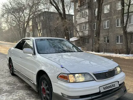 Toyota Mark II 2000 года за 3 000 000 тг. в Талдыкорган – фото 2