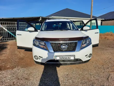 Nissan Pathfinder 2014 годаүшін12 200 000 тг. в Атырау – фото 3