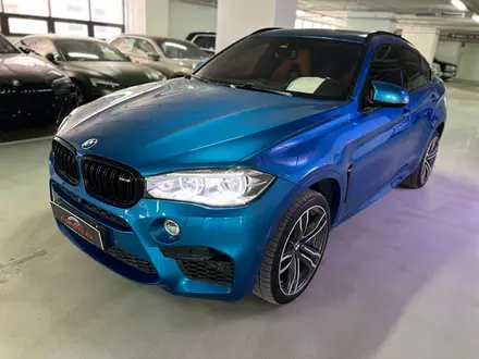 BMW X6 M 2018 года за 29 900 000 тг. в Астана