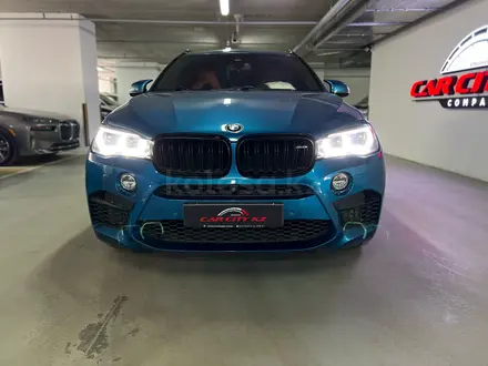 BMW X6 M 2018 года за 29 900 000 тг. в Астана – фото 2