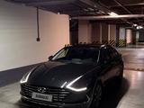 Hyundai Sonata 2021 года за 12 000 000 тг. в Алматы – фото 2