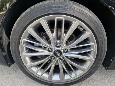 Hyundai Grandeur 2017 года за 11 750 000 тг. в Алматы – фото 23