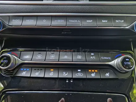Hyundai Grandeur 2017 года за 11 750 000 тг. в Алматы – фото 70