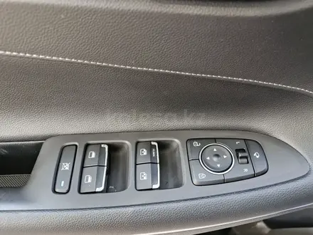 Hyundai Grandeur 2017 года за 11 750 000 тг. в Алматы – фото 77