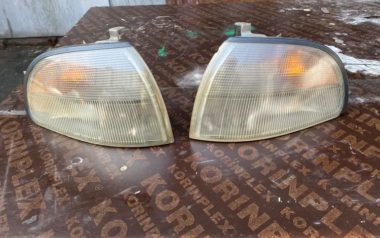 Поворотники Mitsubishi delica за 20 000 тг. в Алматы