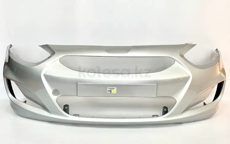 Бампер передний серебро Hyundai Accent 10-14 за 36 000 тг. в Усть-Каменогорск