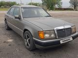 Mercedes-Benz E 230 1992 годаүшін1 900 000 тг. в Шу – фото 3