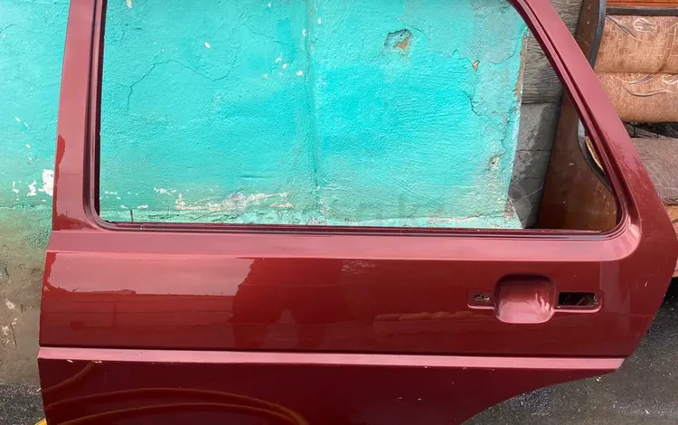 Дверь гольф 2 за 15 000 тг. в Алматы