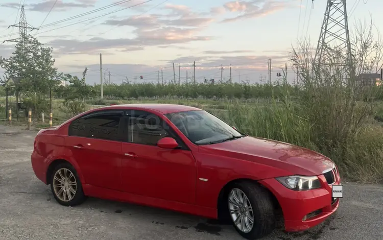 BMW 320 2006 года за 1 700 000 тг. в Атырау