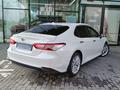 Toyota Camry 2020 года за 13 990 000 тг. в Алматы – фото 6