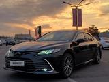 Toyota Camry 2023 годаүшін18 500 000 тг. в Алматы