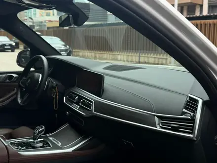 BMW X7 2021 года за 43 500 000 тг. в Астана – фото 34