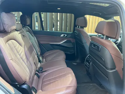 BMW X7 2021 года за 42 500 000 тг. в Астана – фото 21