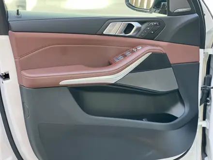 BMW X7 2021 года за 42 500 000 тг. в Астана – фото 25