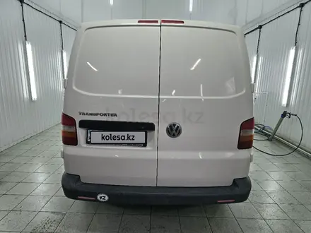 Volkswagen Transporter 2008 года за 8 300 000 тг. в Петропавловск – фото 6