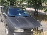 Volkswagen Golf 1994 годаүшін1 600 000 тг. в Кентау